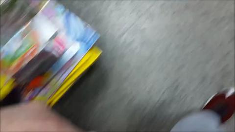 25712