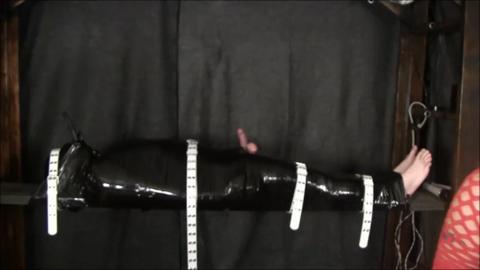 32777